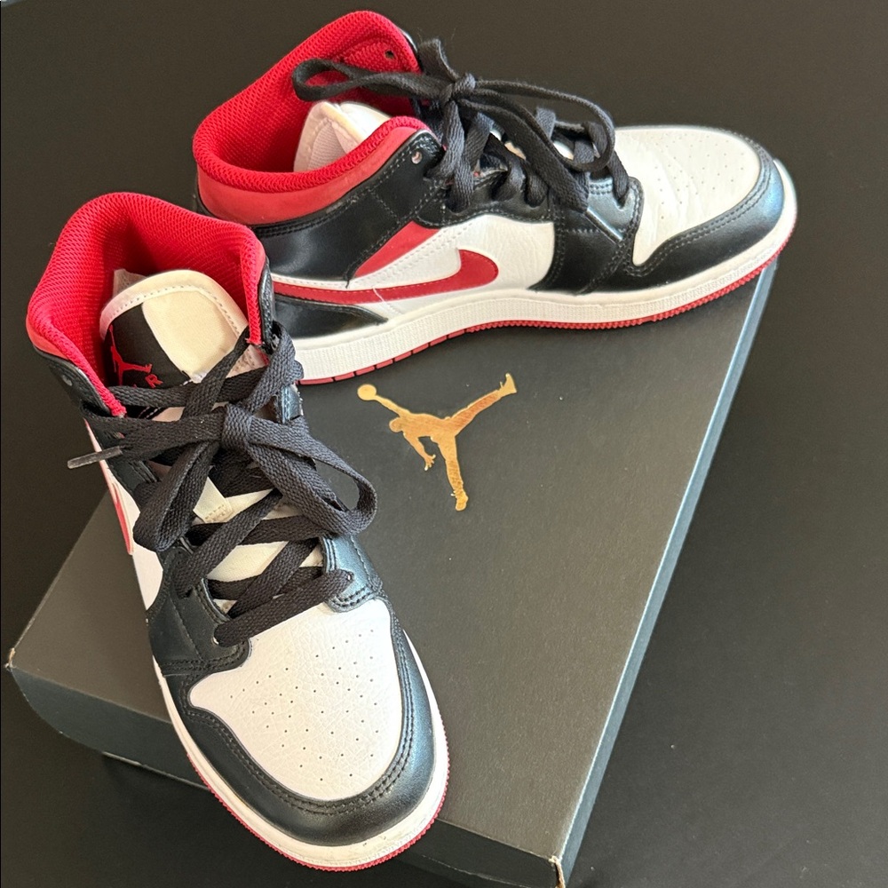 Nike Kids' Black, Red, and White Sneakers